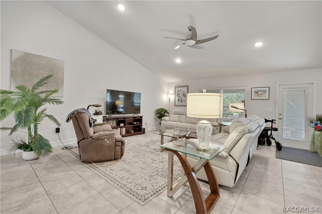 24 Tall Marigolds Court