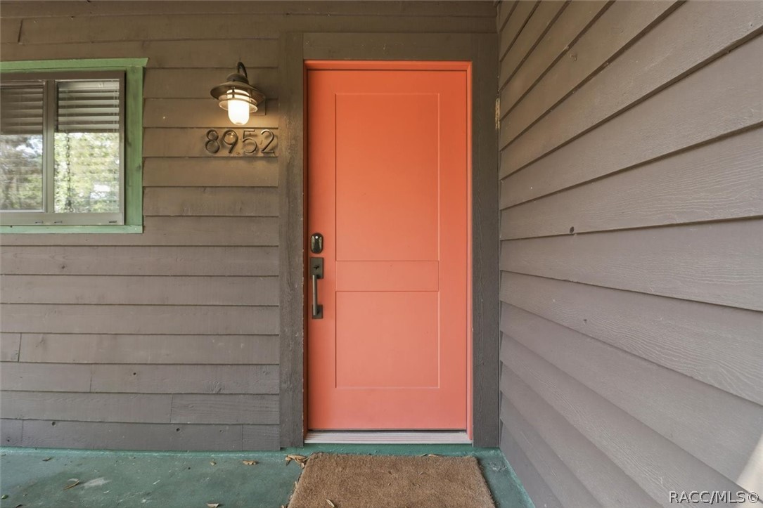 8952 W White Dogwood Drive