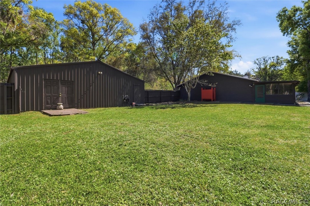 8952 W White Dogwood Drive