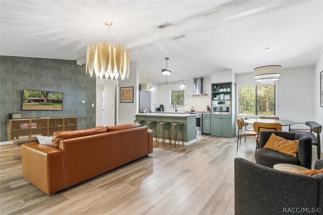 8952 W White Dogwood Drive