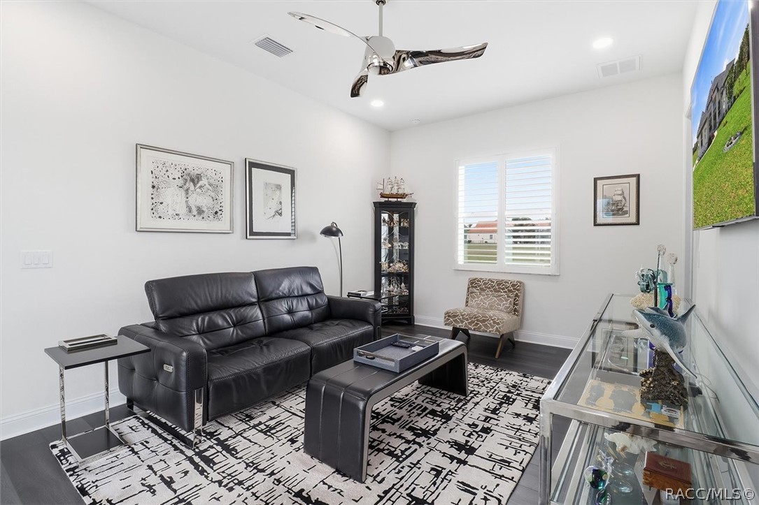 418 N Cherry Pop Drive