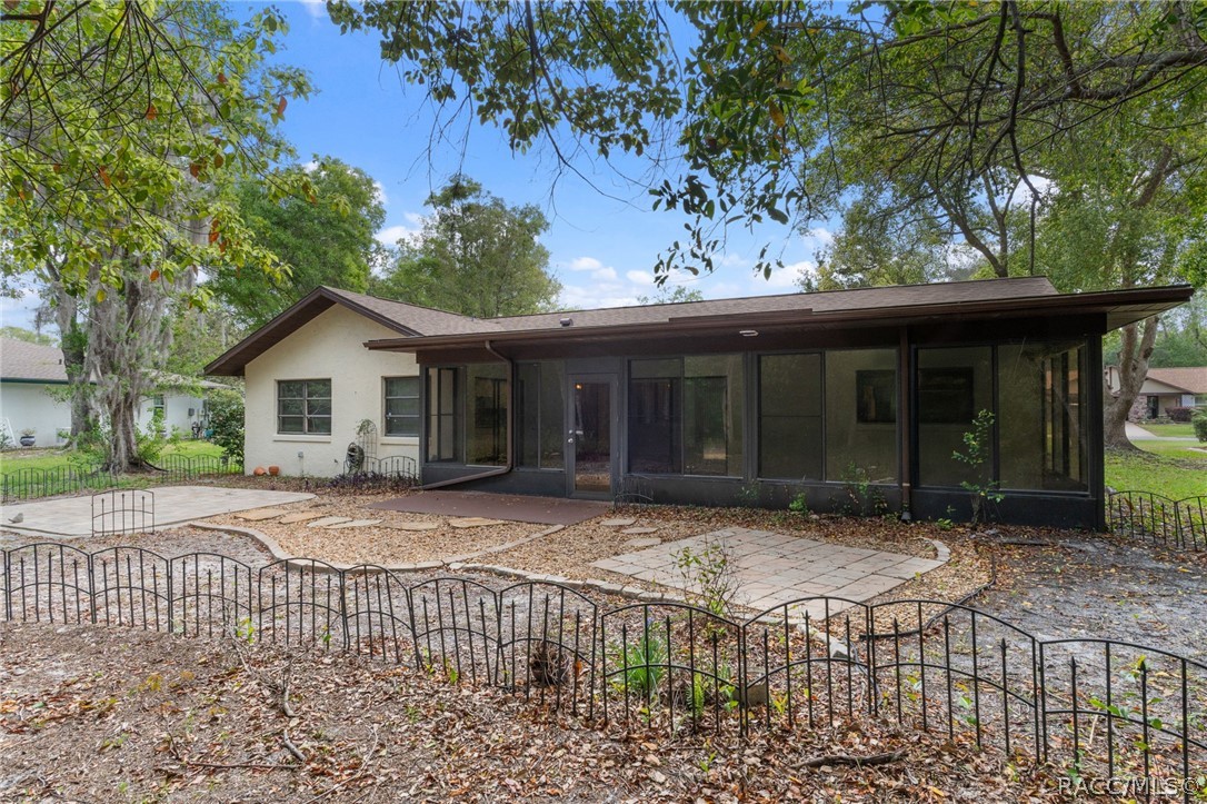 10 Sycamore Circle