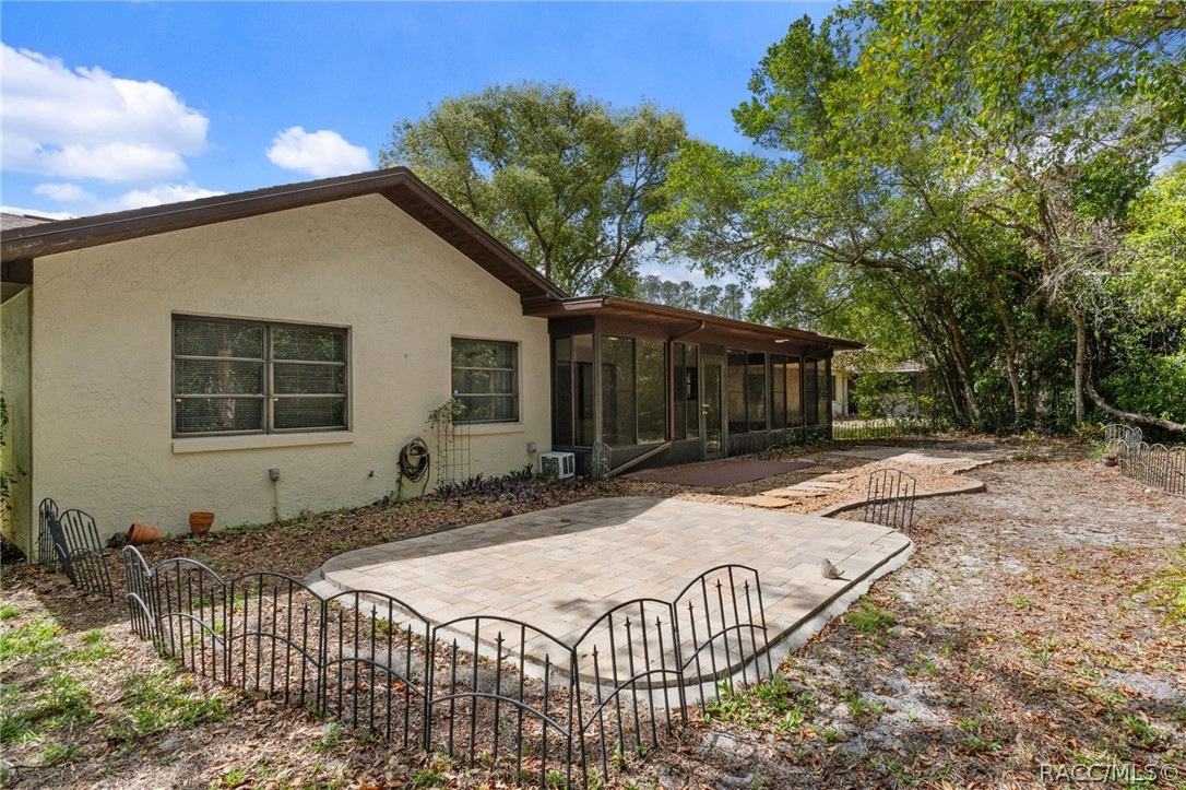 10 Sycamore Circle