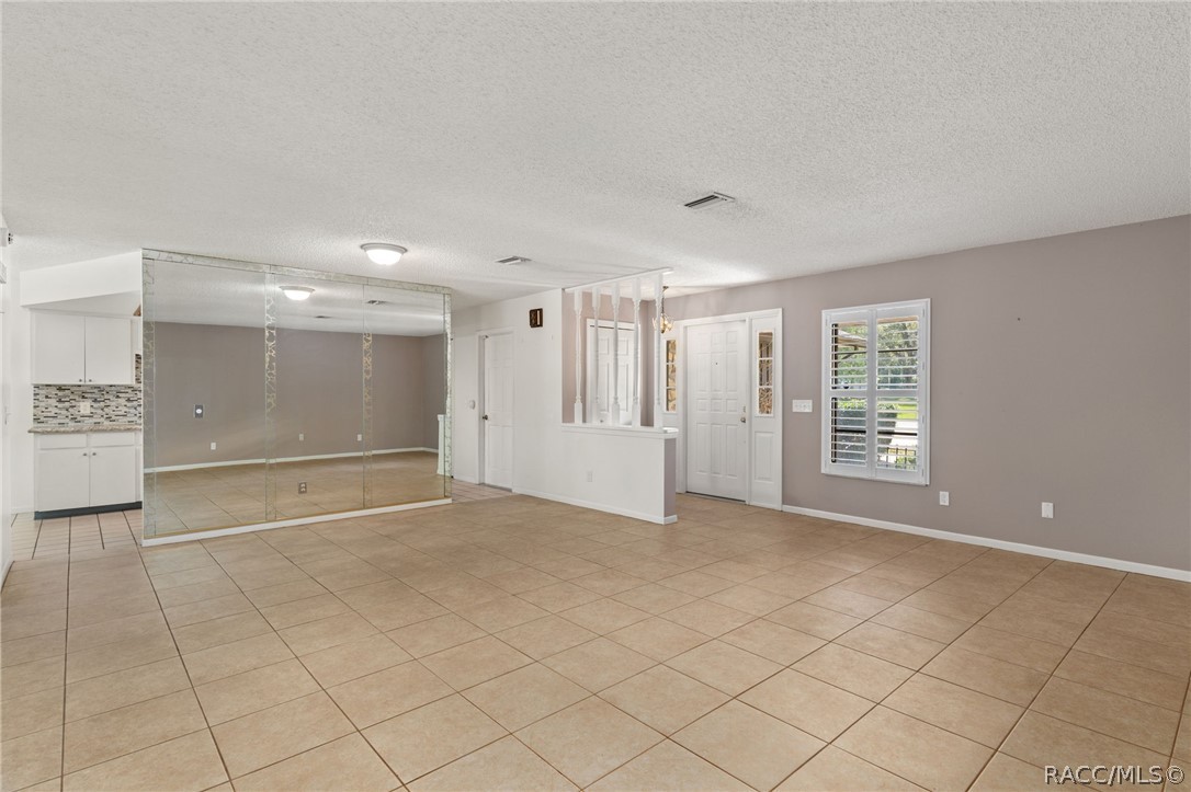 10 Sycamore Circle