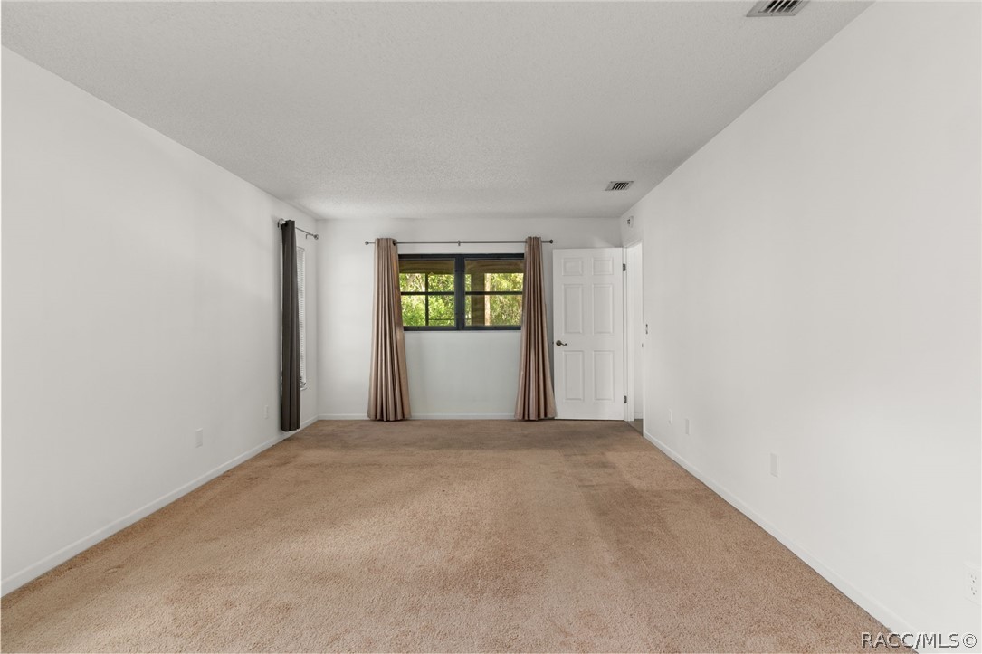 10 Sycamore Circle
