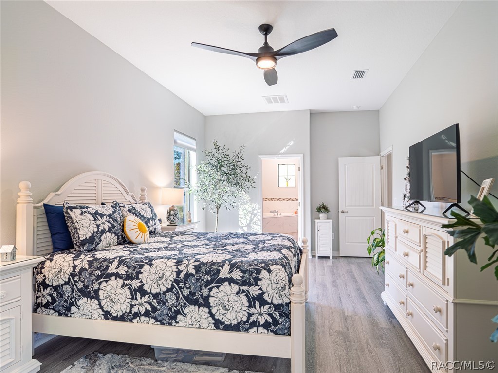 7 Eugenia Court W