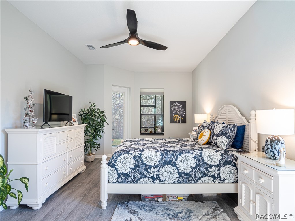 7 Eugenia Court W