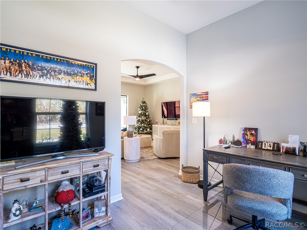 7 Eugenia Court W