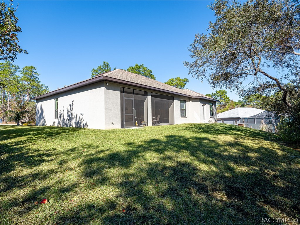 7 Eugenia Court W