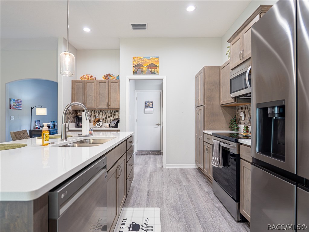7 Eugenia Court W