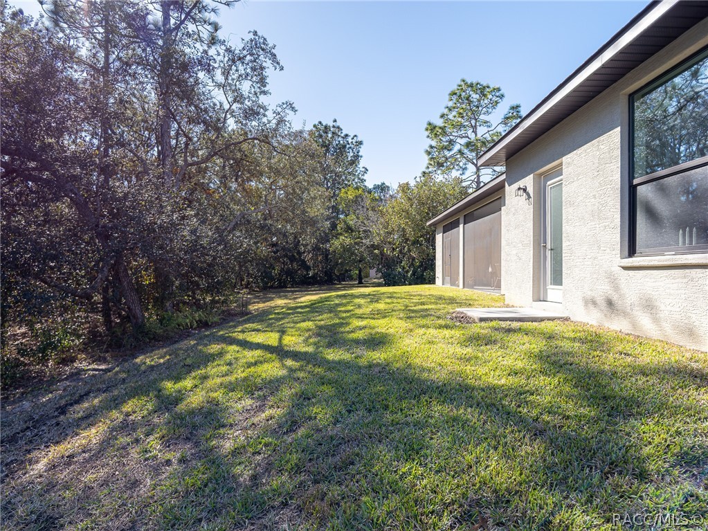 7 Eugenia Court W