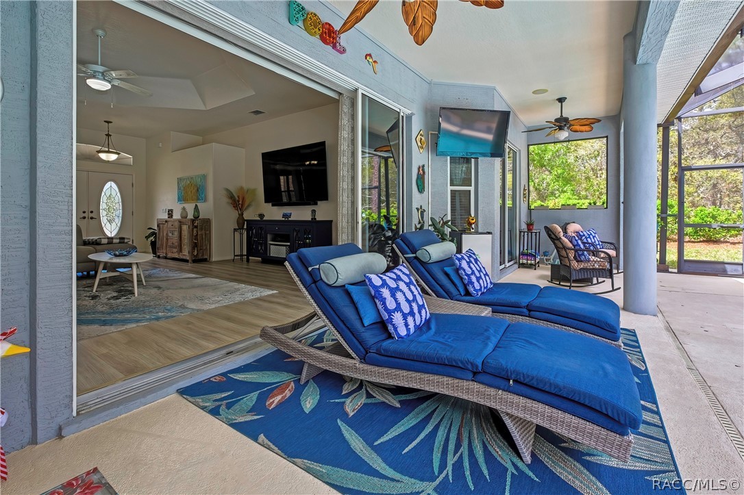 8 Pagoda Court W
