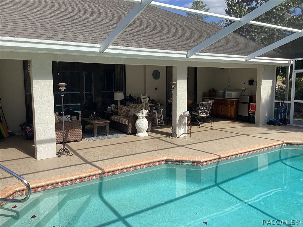 12 Floribunda Court