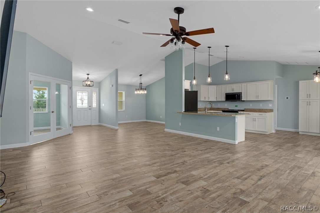 1403 W Mansfield Street