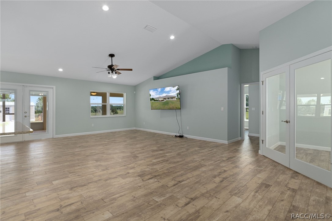 1403 W Mansfield Street