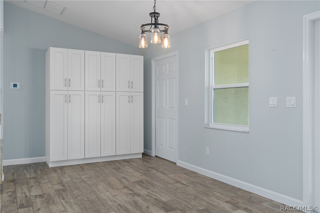 1403 W Mansfield Street