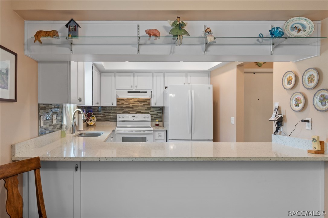 75 Chinaberry Circle