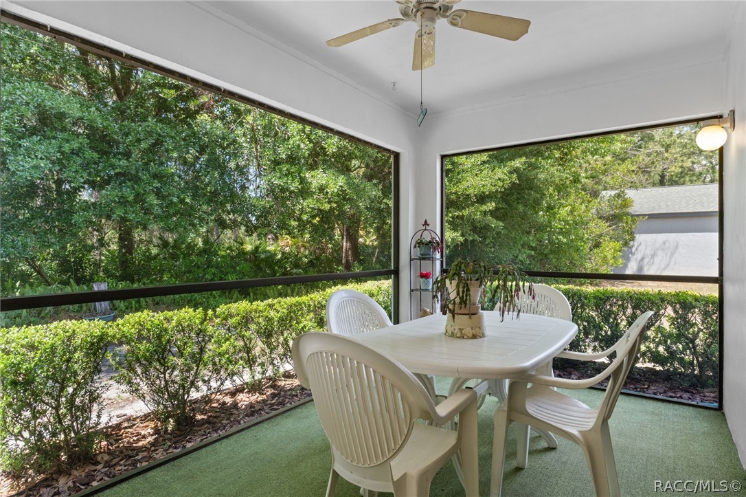 75 Chinaberry Circle