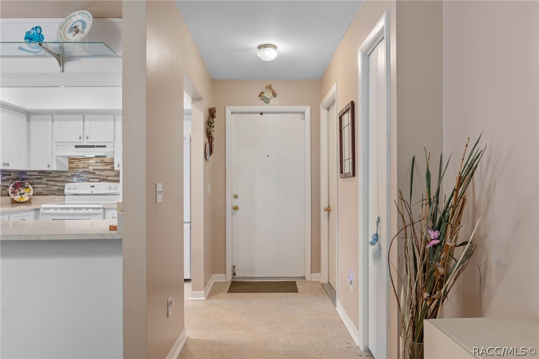 75 Chinaberry Circle