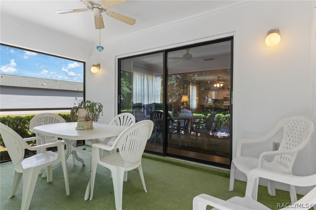 75 Chinaberry Circle