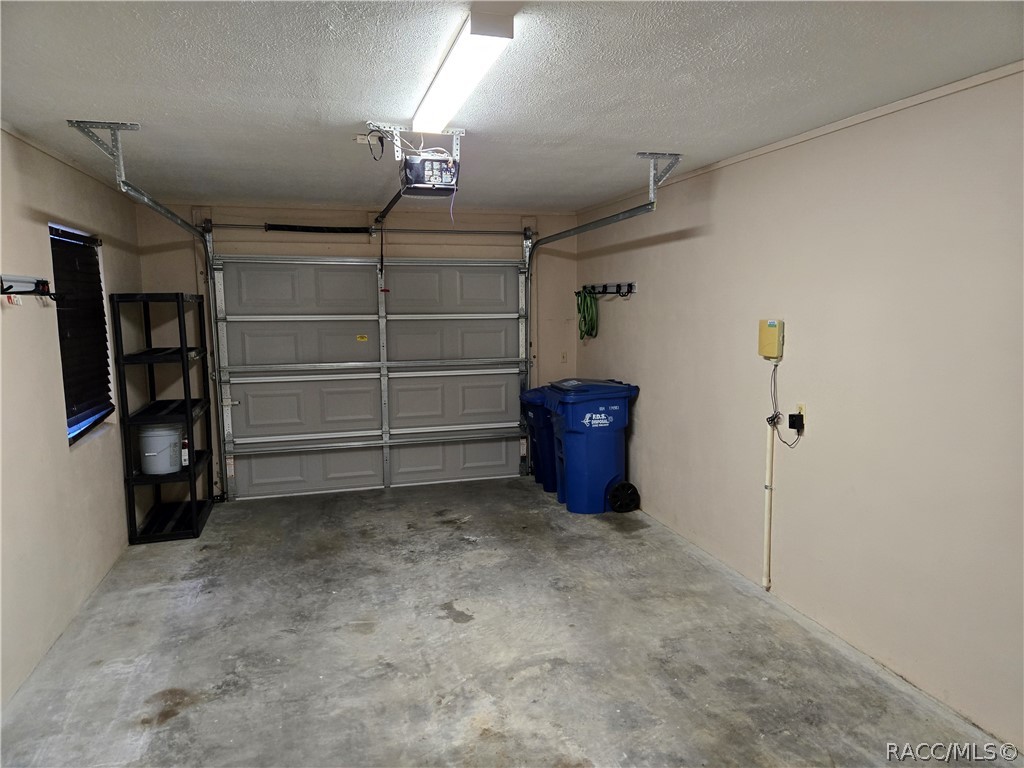 79 Chinaberry Circle