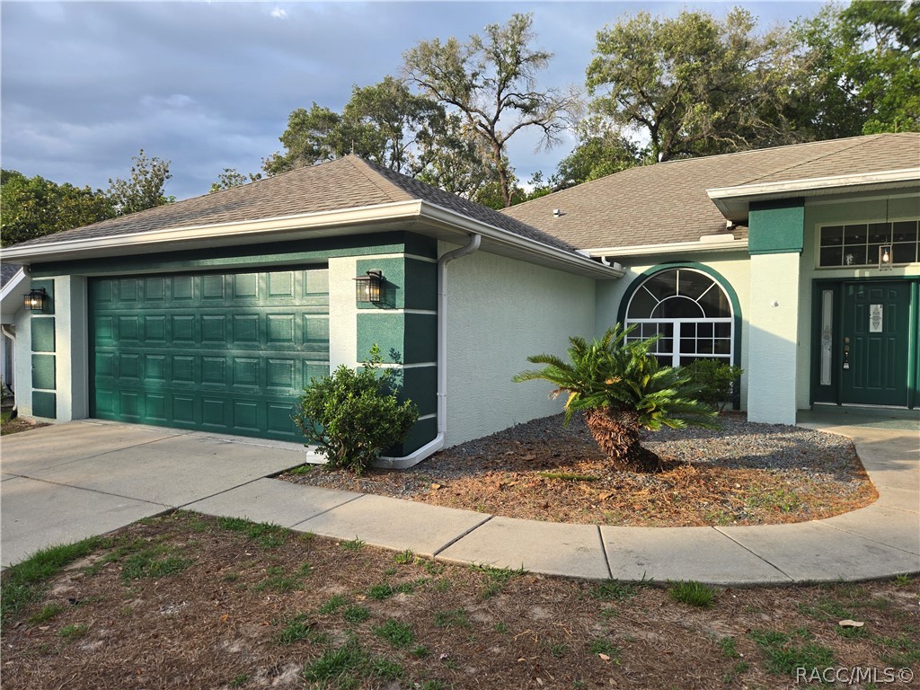 14 Hollyhock Court
