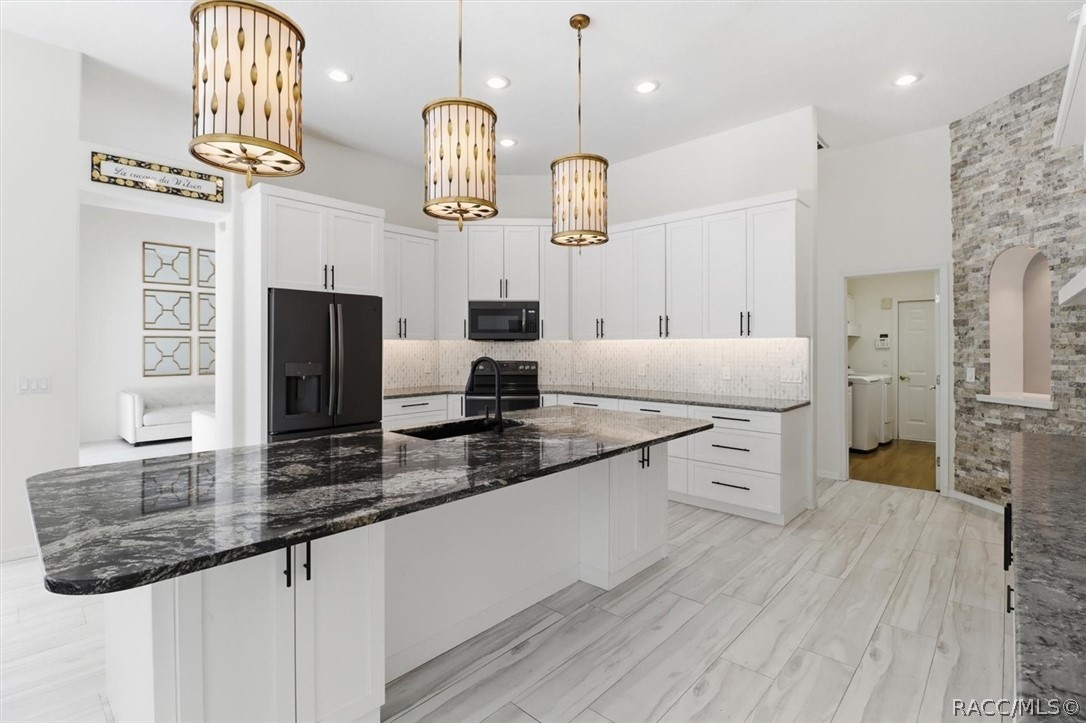 21 Fiddlewood Court