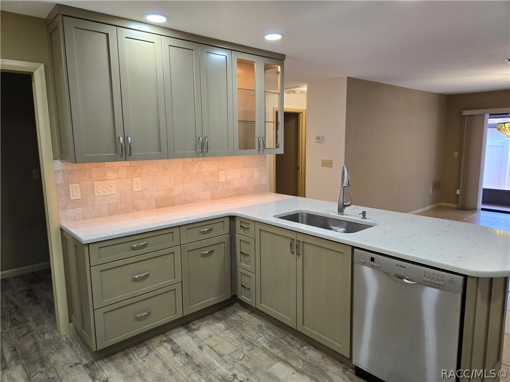 87 Golfview Drive