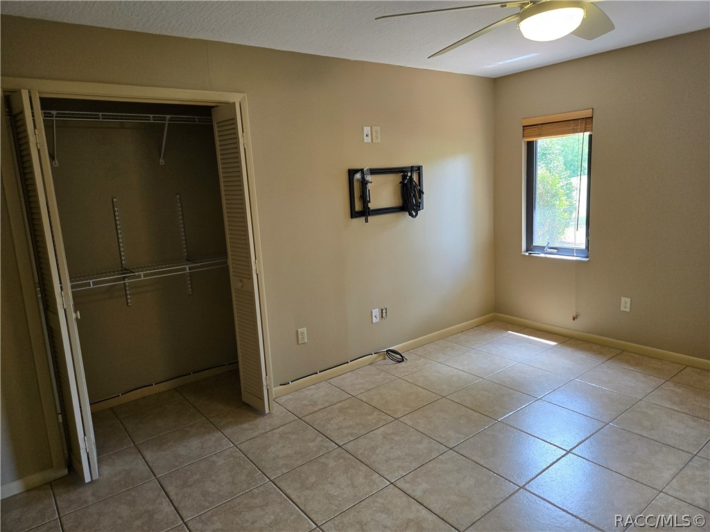 87 Golfview Drive