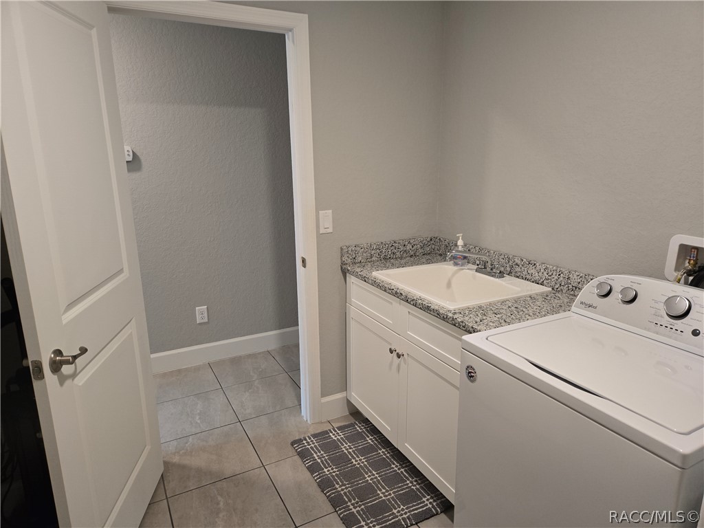 13 Whitewood Court
