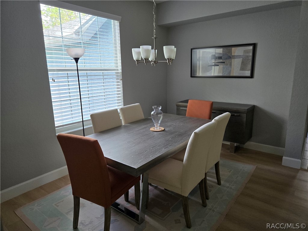13 Whitewood Court