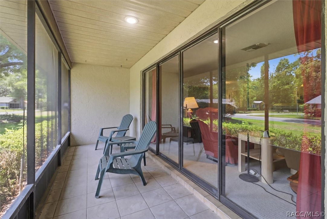 49 Douglas Street 22