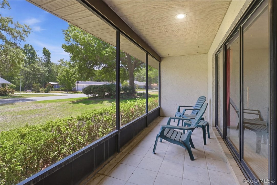 49 Douglas Street 22