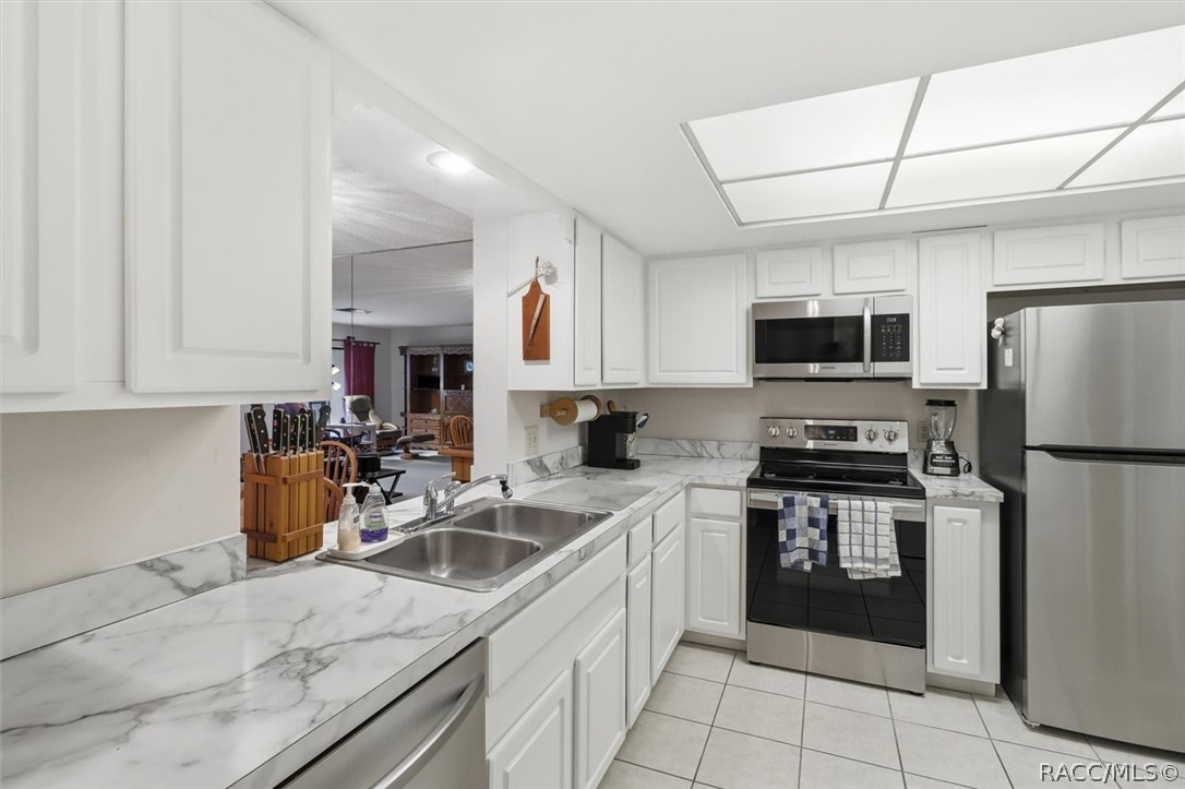 49 Douglas Street 22