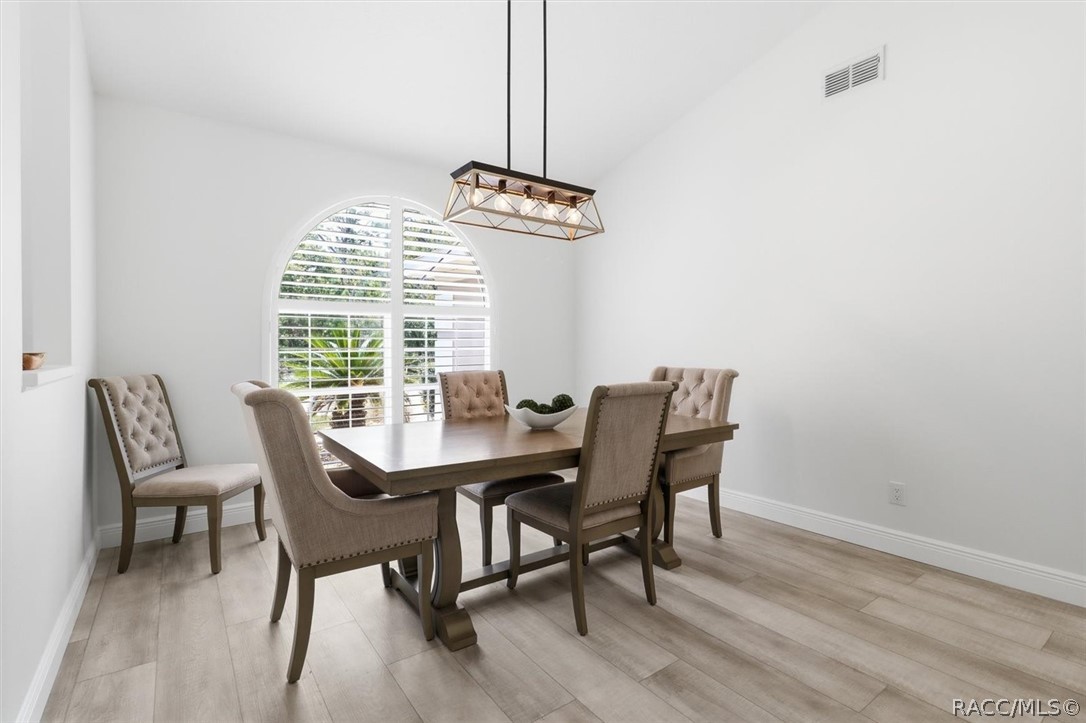 11 Nicotiana Court