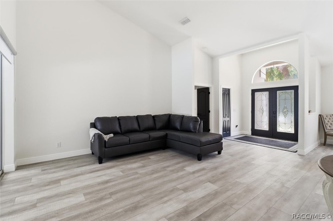 11 Nicotiana Court