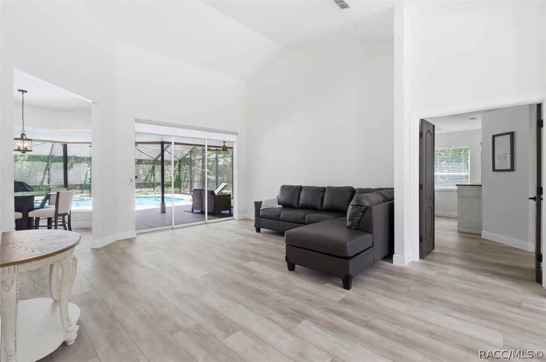 11 Nicotiana Court