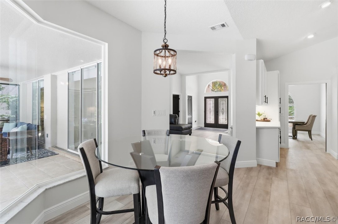 11 Nicotiana Court