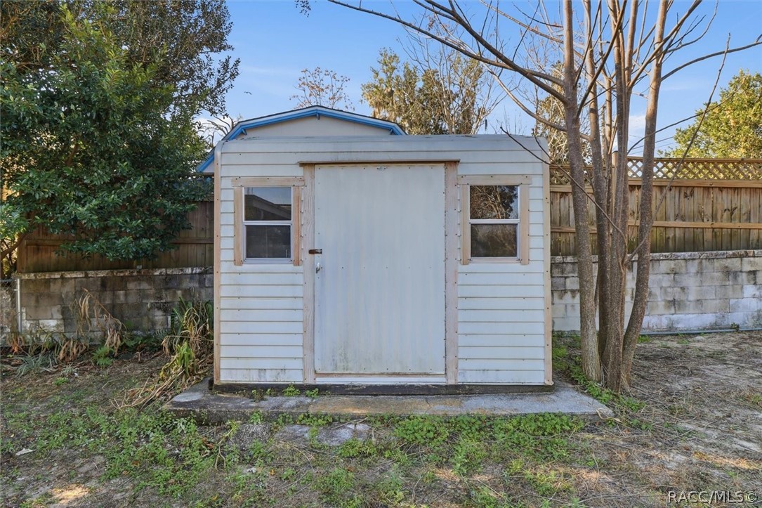 6 N Osceola Street