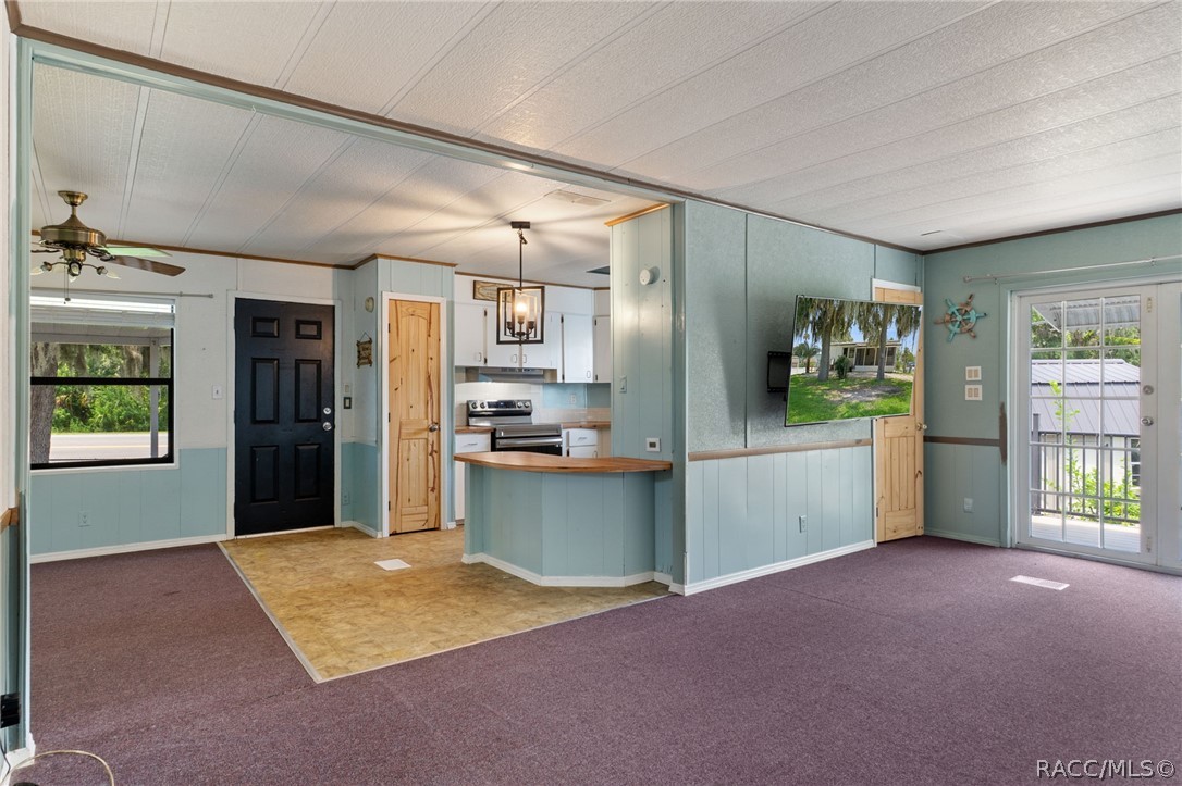 10267 W Hadley Court