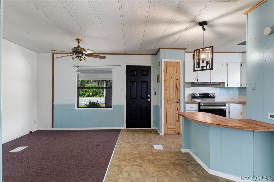 10267 W Hadley Court