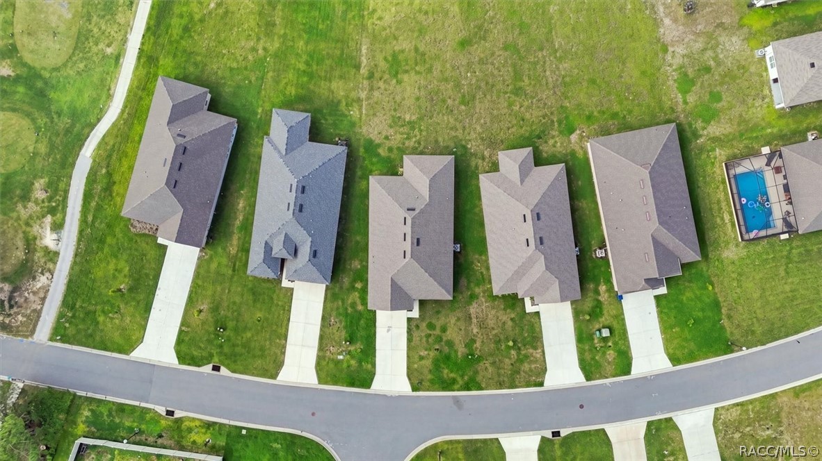 336 W Rexford Drive