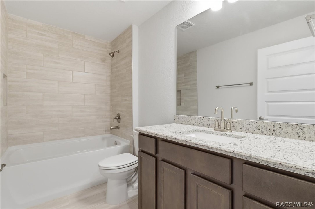 336 W Rexford Drive