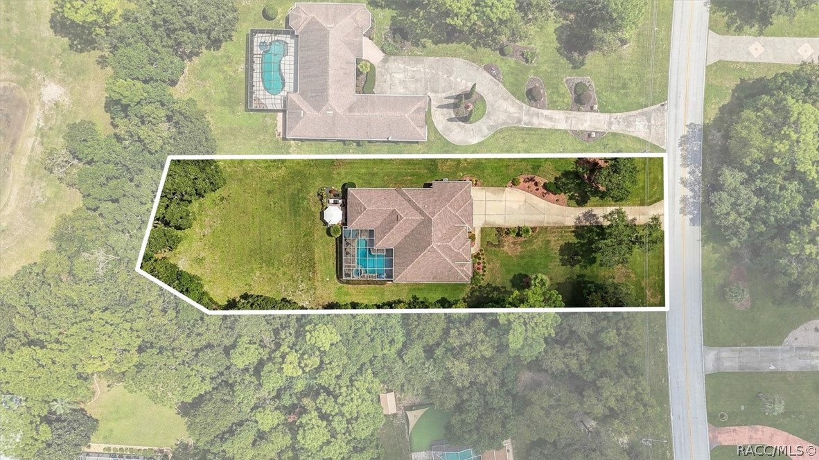 14 Cypress Boulevard E