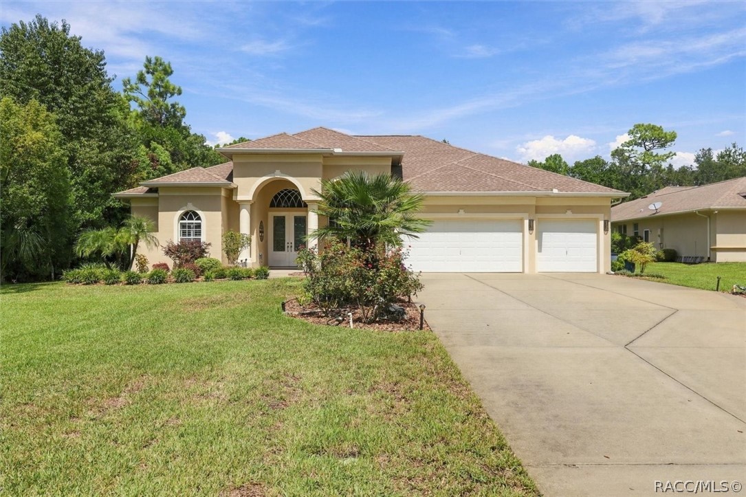 14 Cypress Boulevard E