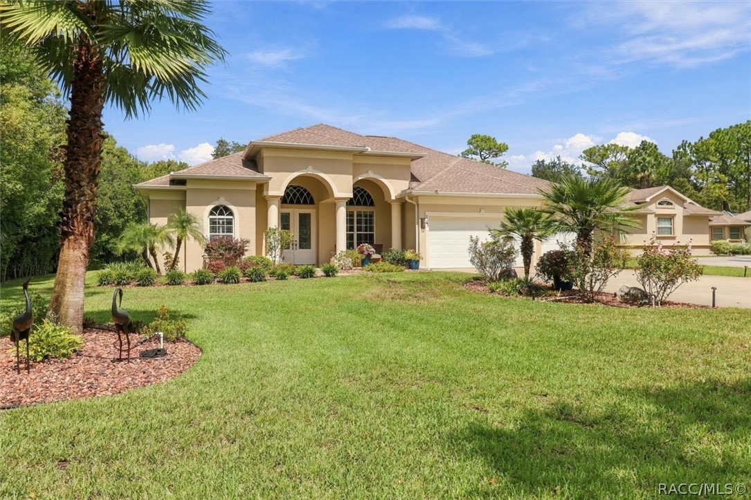14 Cypress Boulevard E