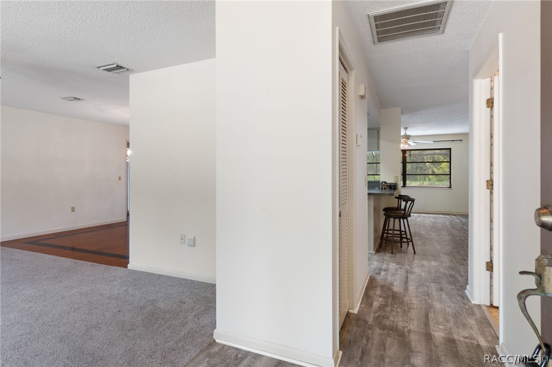 9 N TUPELO Court