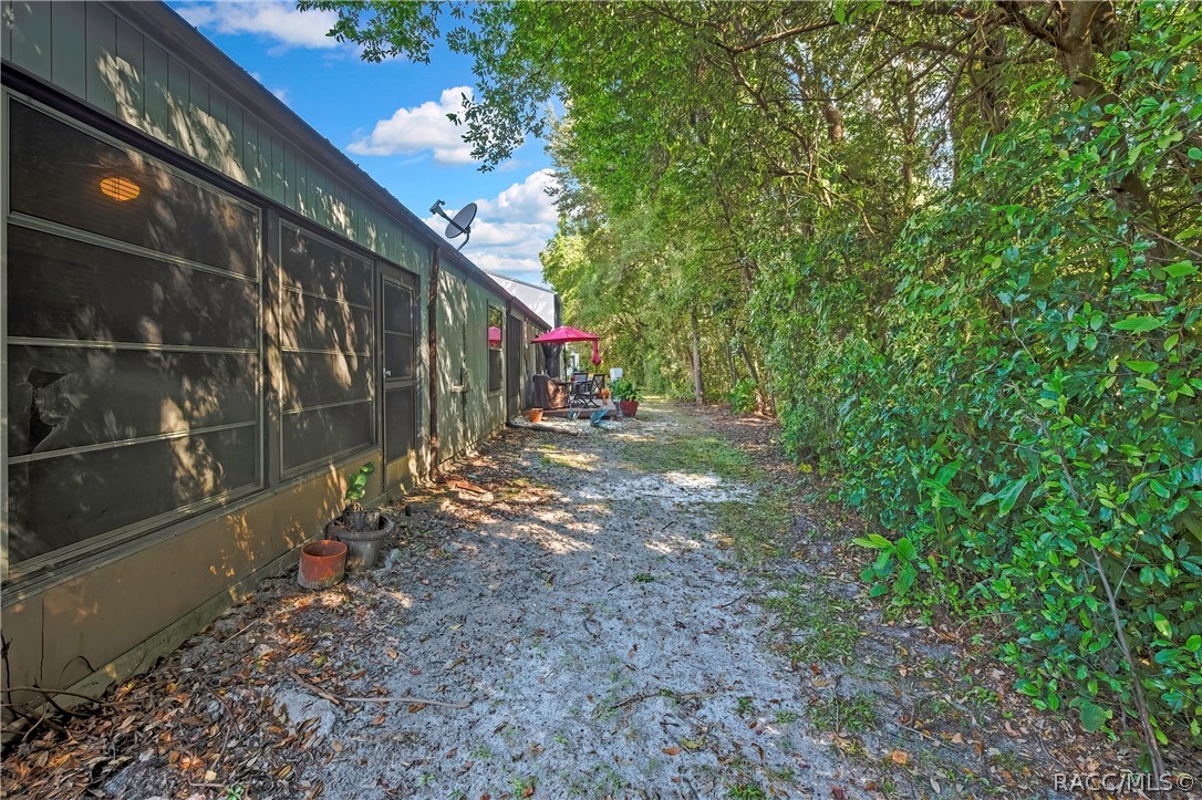 8 Pinewood Gardens