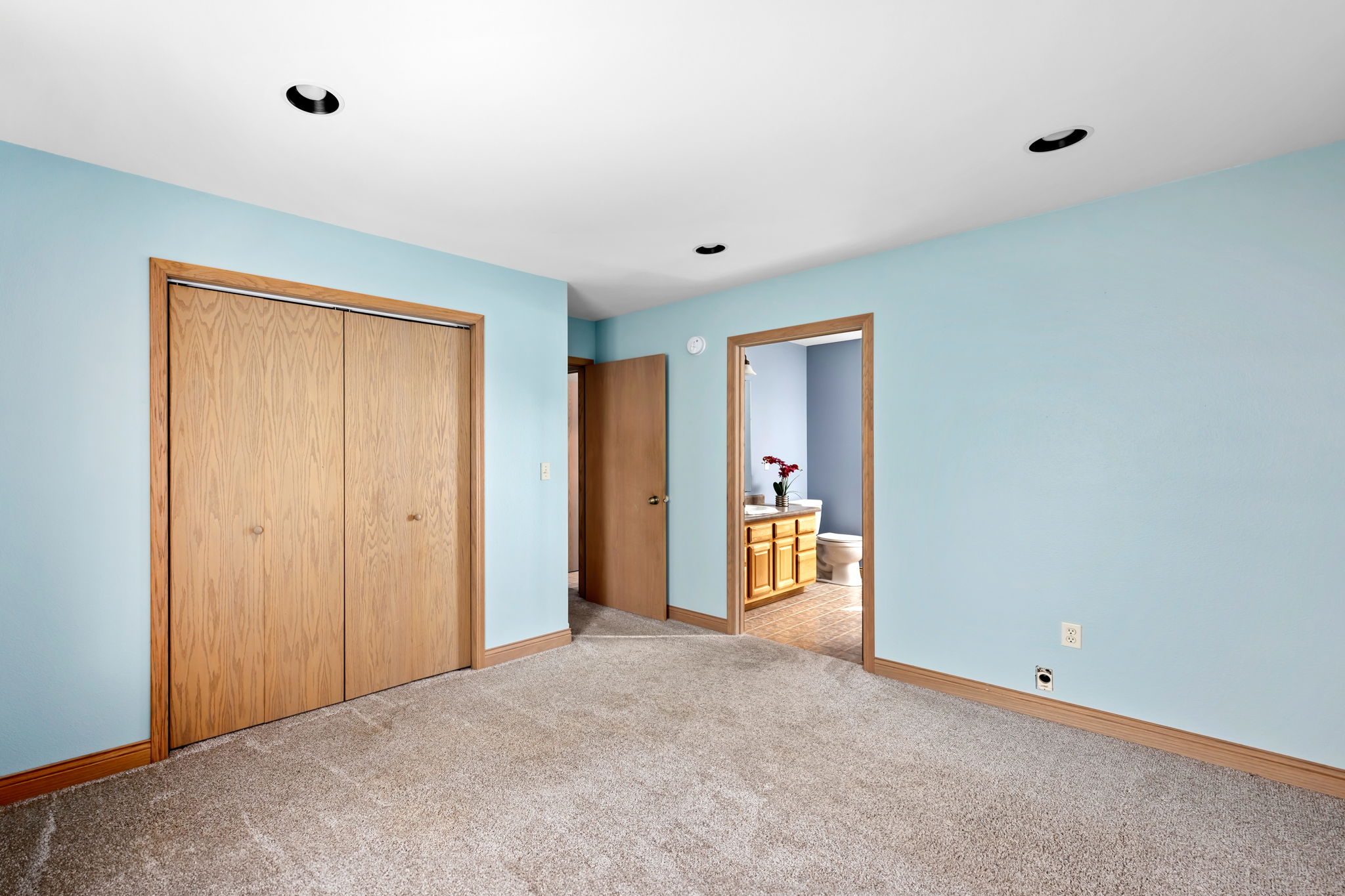 636 Central Avenue