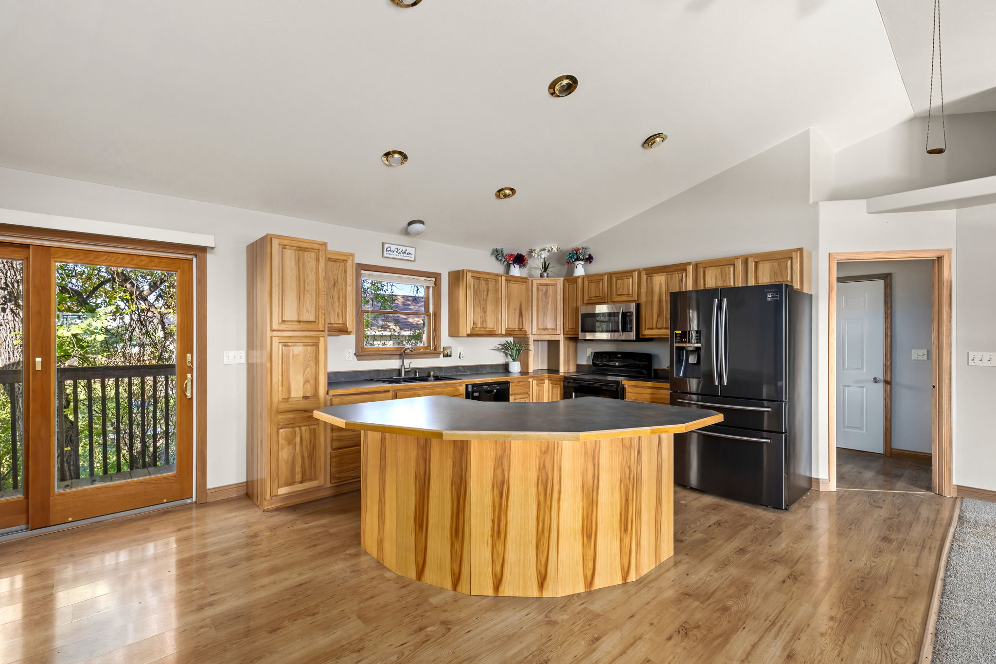 636 Central Avenue